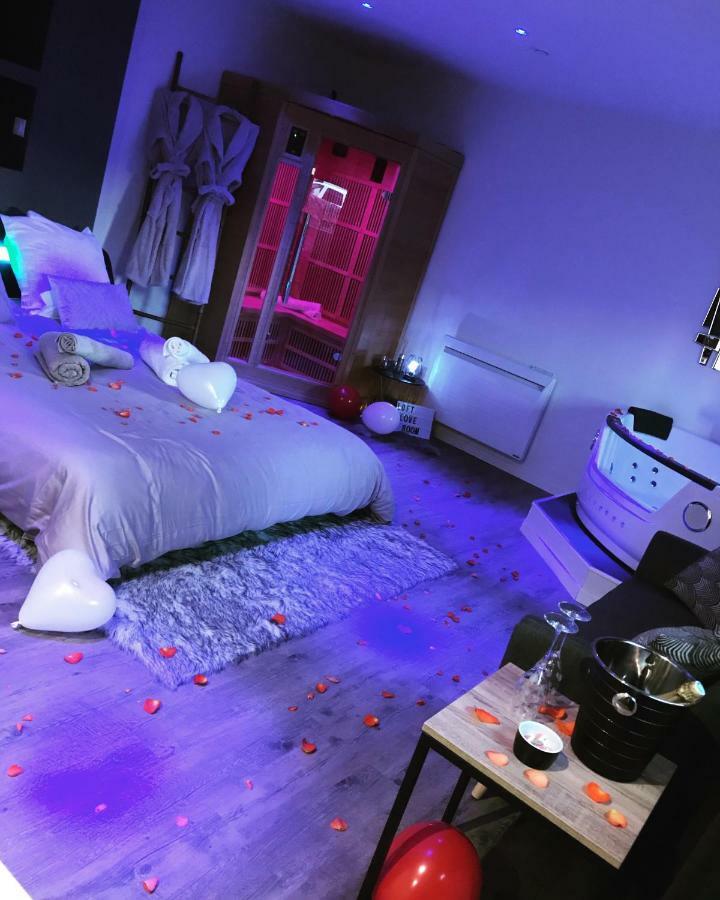 Sweet Love Romantique By Locationslepuyenvelay Le Puy-en-Velay 외부 사진